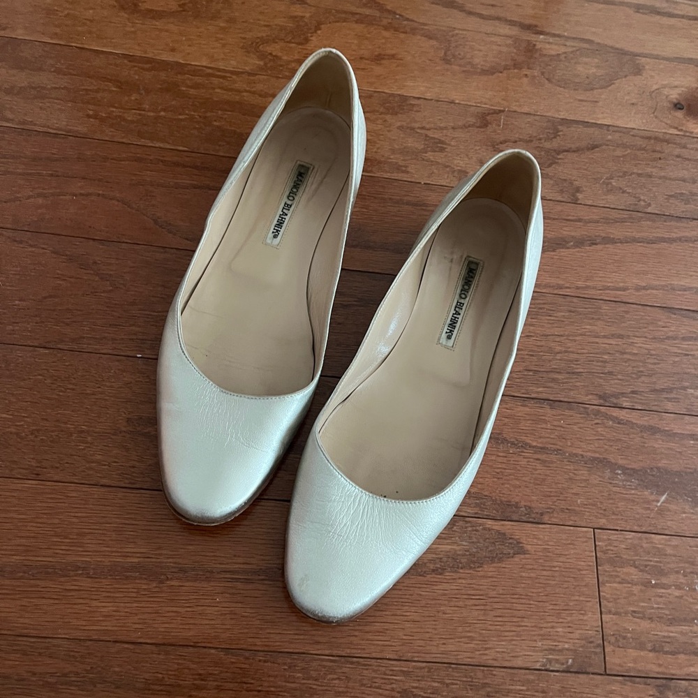 Manolo Blahnik Vintage Silver Leather Flats